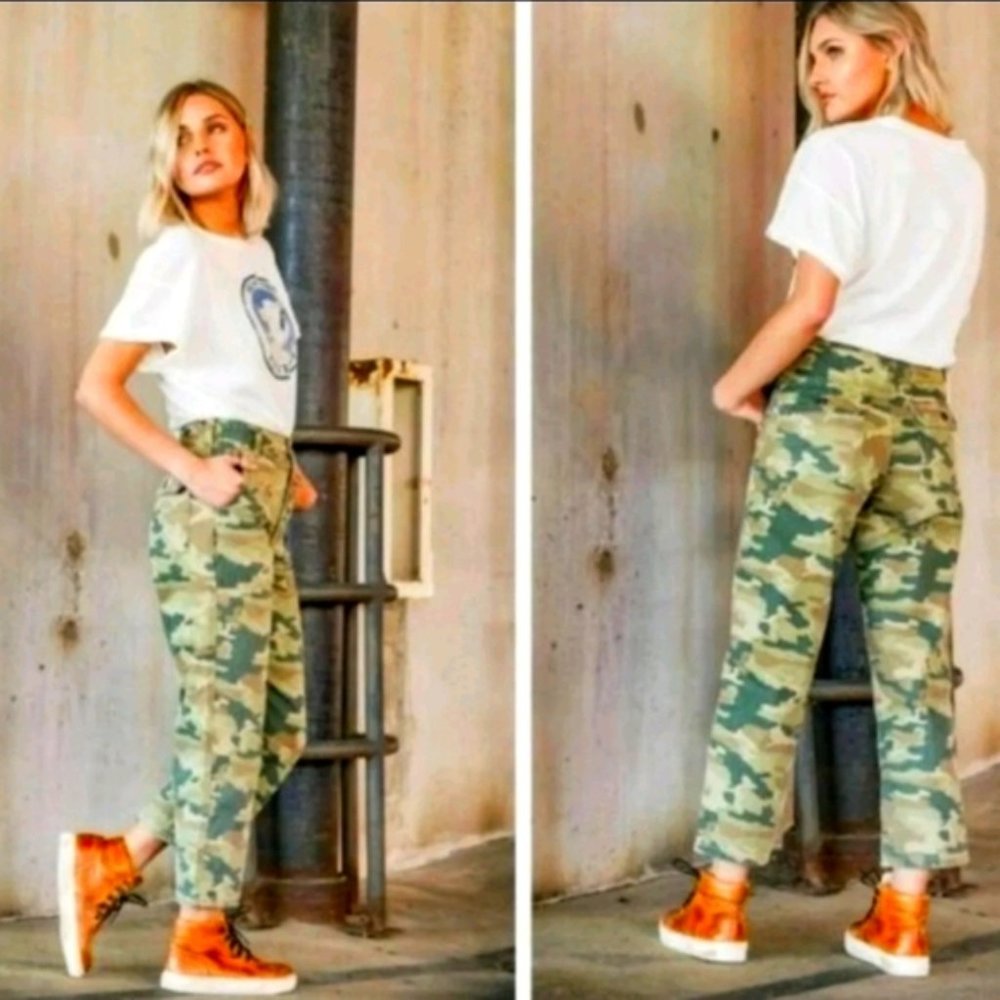 Free People Camo Crop Jeans Size 26 NWT - Picture 2 of 8